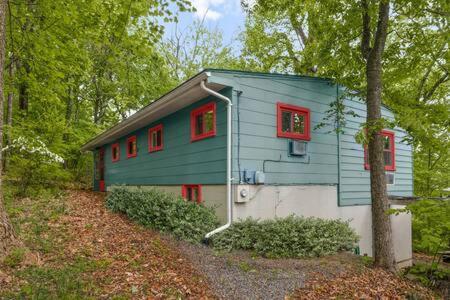 Harpers Ferry Cottage Hot Tub, Wifi, Dog-Friendly Exterior foto